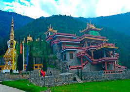 Bhalukpong Dirang Tawang Bomdila Kaziranga Shillong Mawllynnong Cherrapunjee Guwahati Tour Package​